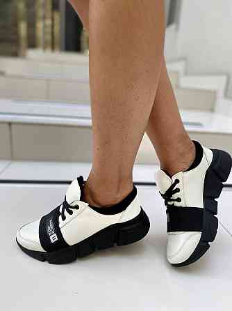 VLADEKS Кросівки жіночі VLADEKS 1074 білі/чор.підошв. (весна-осінь, шкіра натуральна) (3183) Коломия