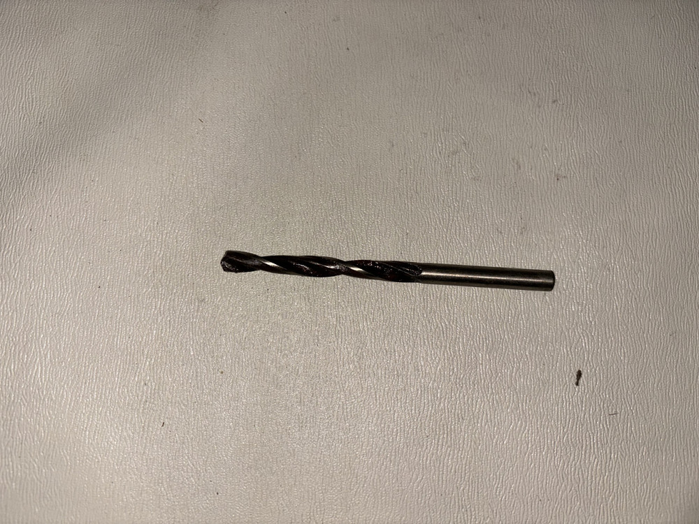 Сверло с цилиндрическим хвостовиком 5.9 мм. Р6М5. СССР. Харьков - изображение 1