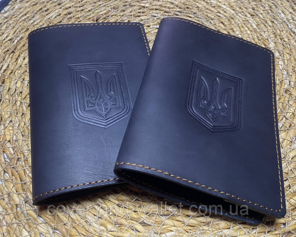 Обложка на бумажный паспорт з гербом Украины из винтажной кожи ST Киев - изображение 1