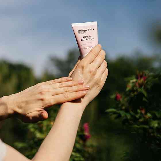 Крем для рук в тубі з гіалуроновою кислотою та морським колагеном Ukrainian Rose 50 мл Київ