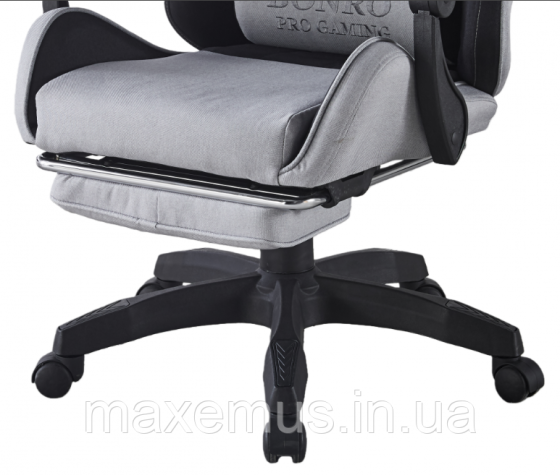 Кресло геймерское из ткани с подставкой для ног B 1 4 5 компьютерное кресло для геймера черно-серое Мостиська