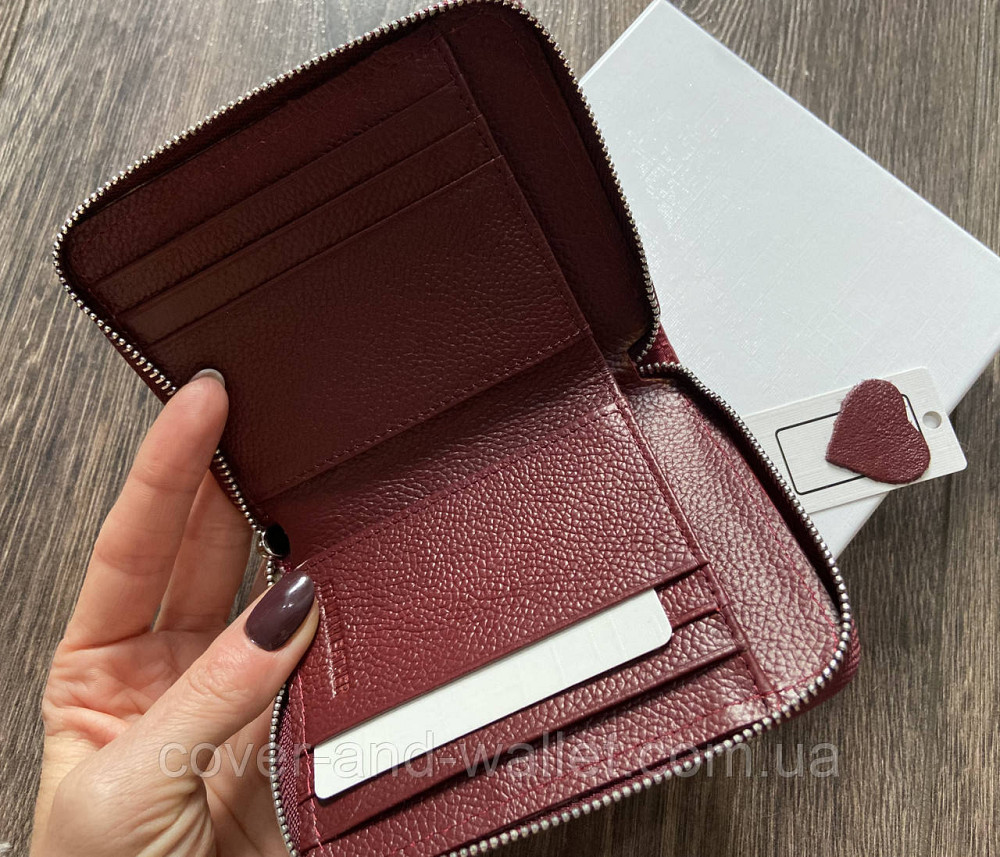 Невеликий жіночий гаманець із натуральної шкіри на блискавці бордового кольору ST Leather Київ - фото 10