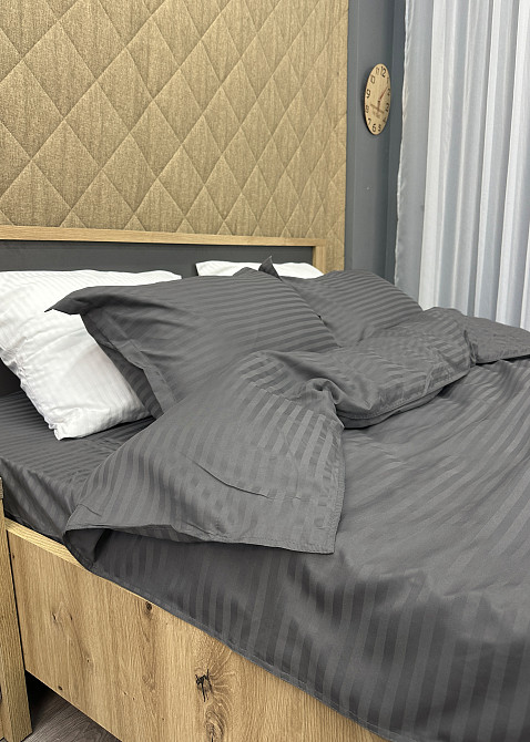 Комплект постельного белья Страйп-сатин Двуспальный 180х220 с простыней на резинке Графитовый (88-096) Киев - изображение 8