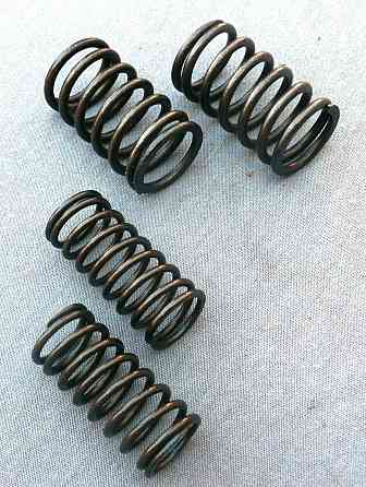 Пружини клапанів (комплект) мопед Дельта Мукачево