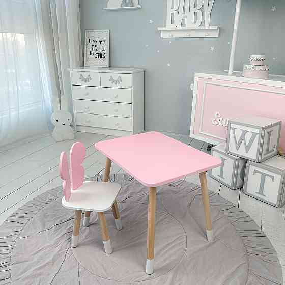 Детский  прямоугольный стол и стул бабочка с белым сиденьем. Столик розовый детский Киев