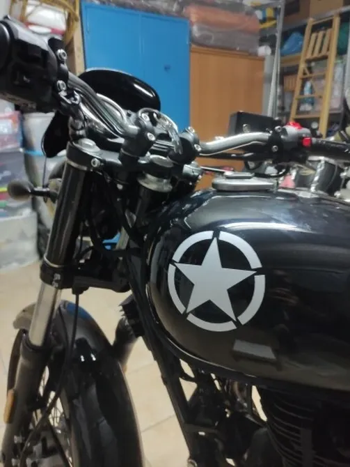 Наклейка на авто Звезда средняя Киев - изображение 4