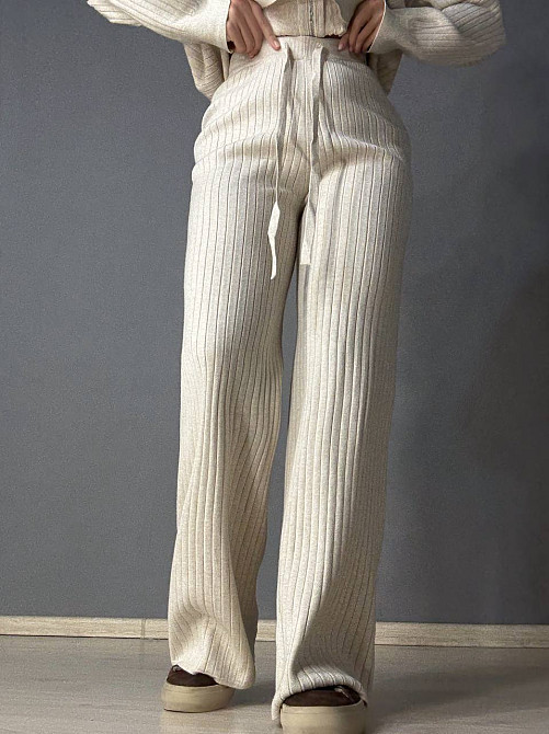 Костюм жіночий Joy One 376 вʼязаний в рубчик з кофтою на блискавці та брюками палаццо, бежевий, one size Київ - фото 5