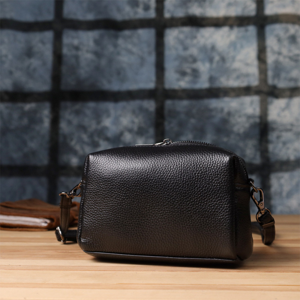 Модна жіноча сумка з натуральної шкіри з актуальним декором Vintage 22922 Чорний Київ - фото 10