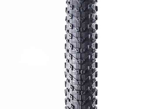 Шина 29"x2,35 (57-622) шипована WANDA KING P-1288 Бершадь