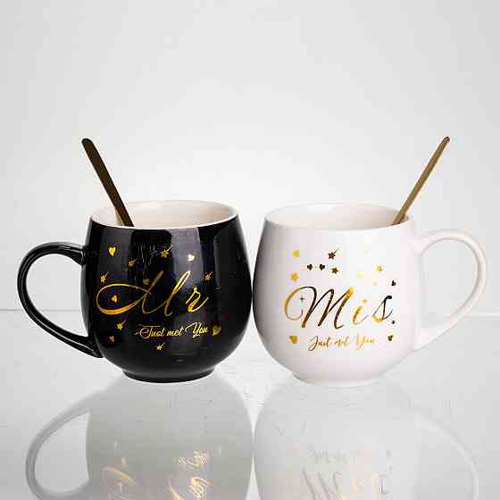 Yiwu Набір парних порцелянових чашок Mr&Mis 2 (шт) по 350 (мл) чашки на подарунок з ложкою Чорн Коломия