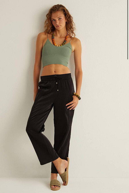 Женские брюки свободного кроя длины до щиколодки 44 Одесса - изображение 1