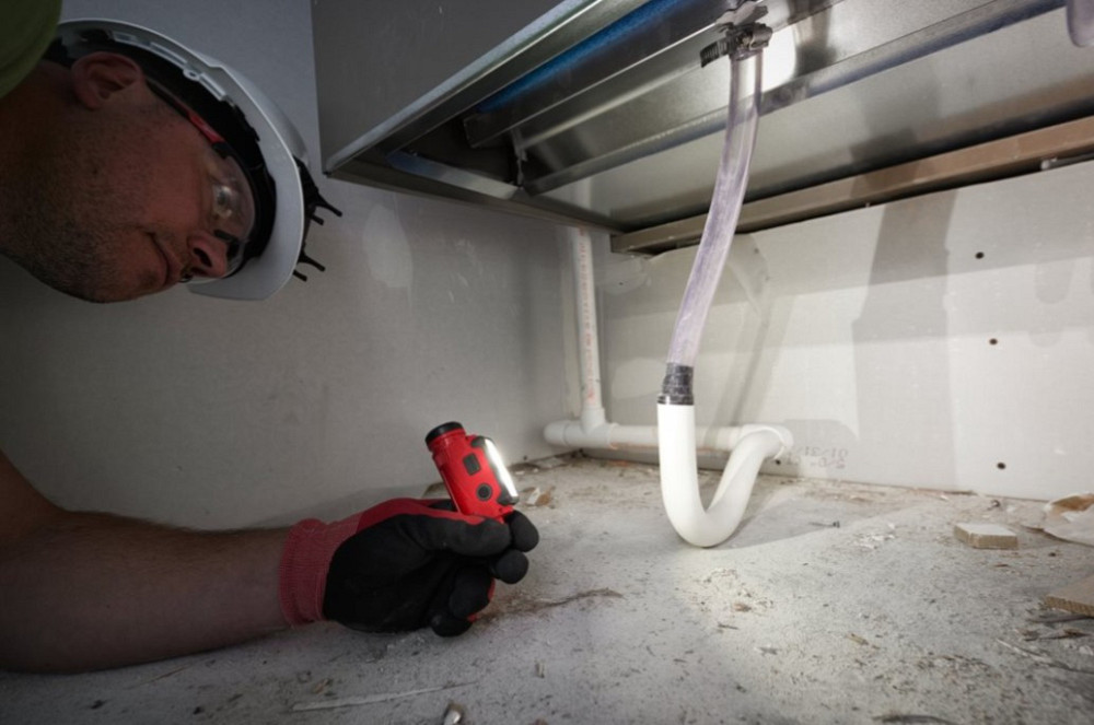 Налобный фонарь L4HL2-301 MILWAUKEE Одесса - изображение 4