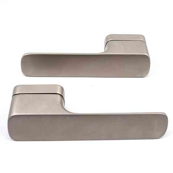 Дверна ручка на розетці M&T Minimal2.0 147438 SNi нікель матовий R ф/з Київ