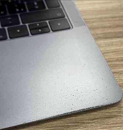MacBook Air 13 (2018) i5 8/256Gb Space Gray A1932 Київ