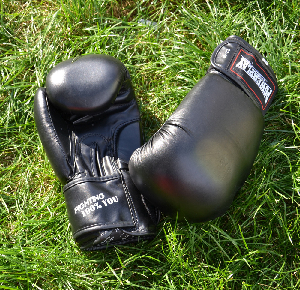 Боксерські рукавиці PowerPlay 3004 Classic Чорні 6 унцій Каменское - изображение 8