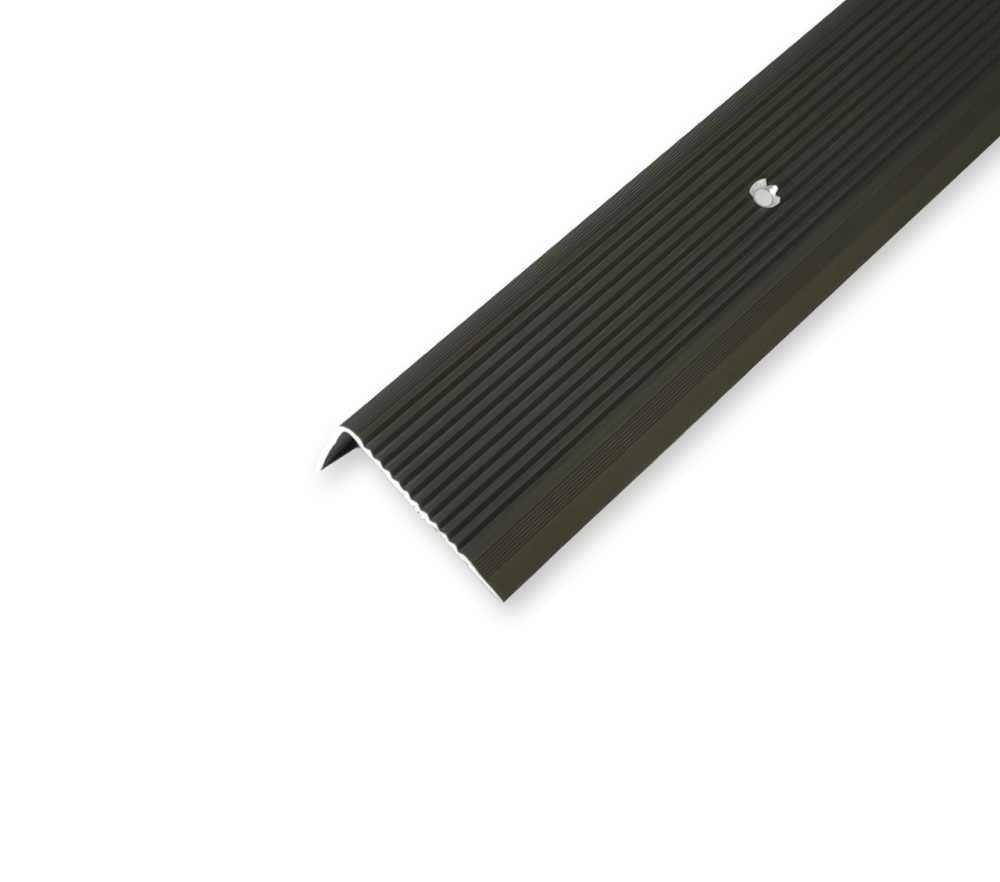 Порожек лестничный рифленый БРП-060 анодированный 45x22 мм (цвет бронза) 1800 Бровары - изображение 1