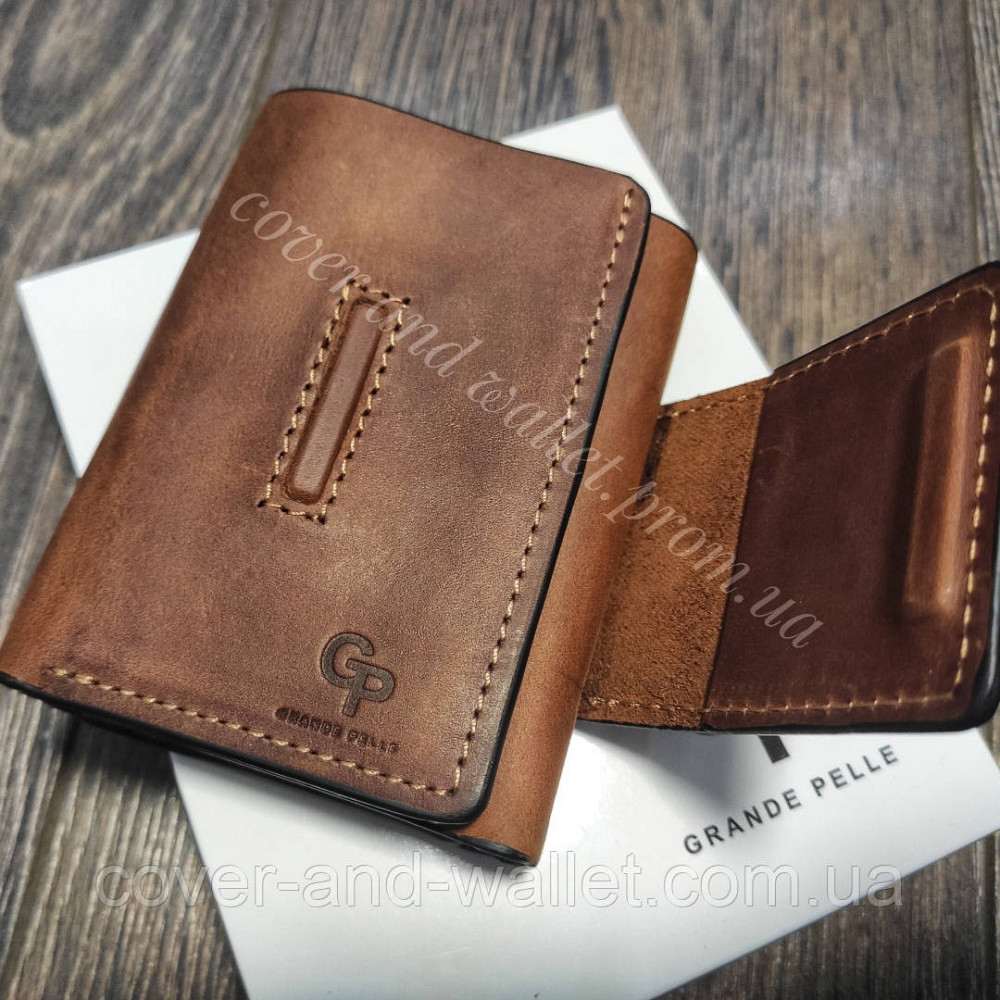Маленький мужской кошелек из винтажной кожи на магнитах Grande Pelle Киев - изображение 3
