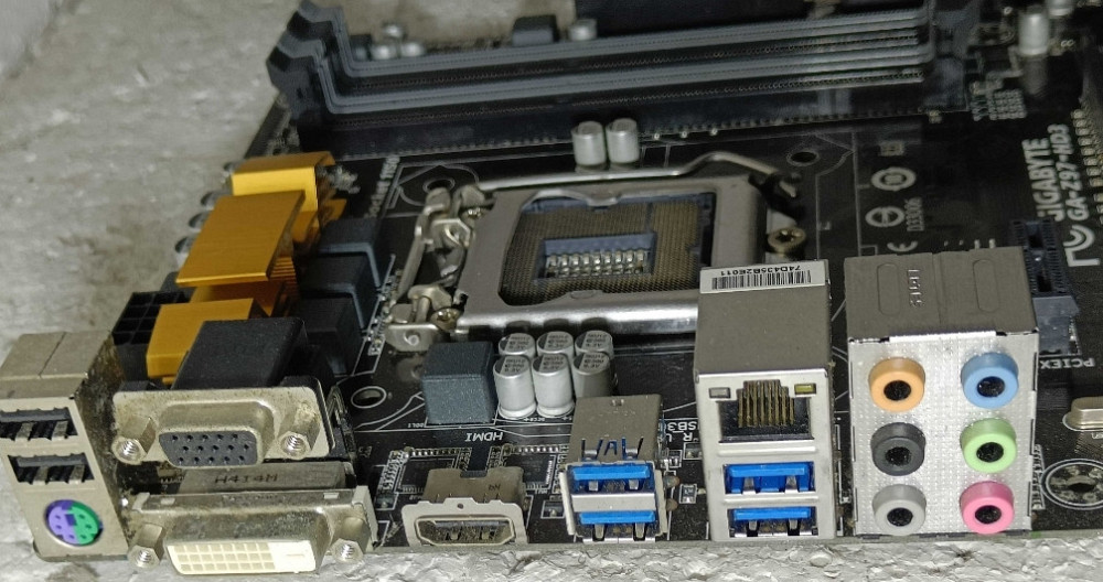 ТОПОВА Материнська плата - GIGABYTE GA-Z97-HD3 - LGA1150 - під 4пок. Харків - фото 1