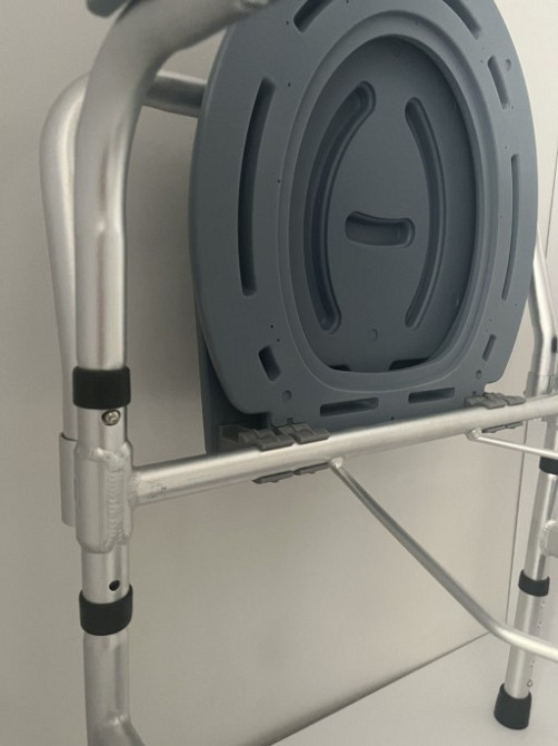 Кресло-туалет, алюминиевое, усиленное, регулируемое по высоте -FY 811 LF2 Днепр - изображение 2