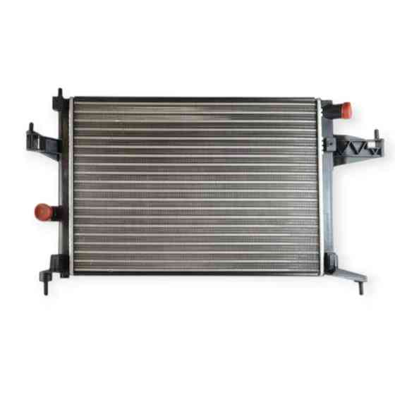 Радіатор двигуна Opel Combo, Corsa, Tigra 1.4-1.8i 00-охолодження Мукачево