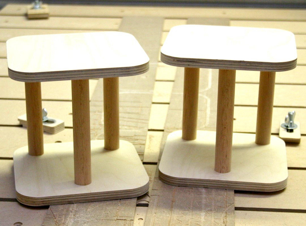 Стойка под акустику 