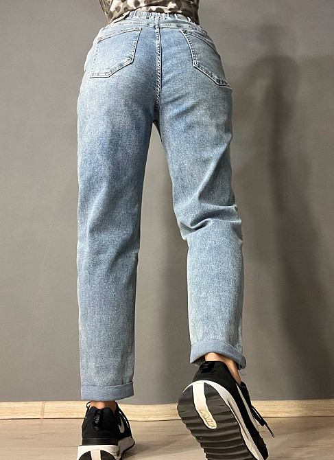 Джинсы женские I8 10029 МОМ талия на резинке со шнурком стрейчевые увеличенные голубые, голубой, 31, Одесса - изображение 6