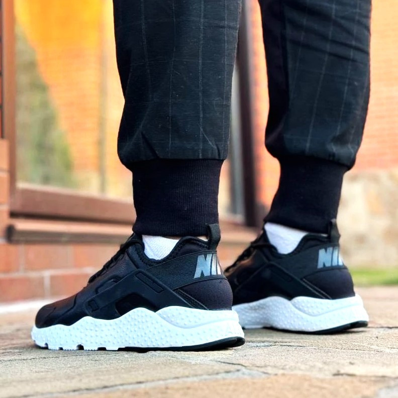 Чоловічі Чорні Термо Кросівки Nike Huarache Шкіряні Найк Єврозима (розміри: 41,42,43,44,45) Відео Огляд Дніпро - фото 8