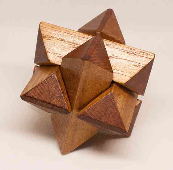 Набір з 3 дерев'яних головоломок-антистресів різного рівня складності Рівне