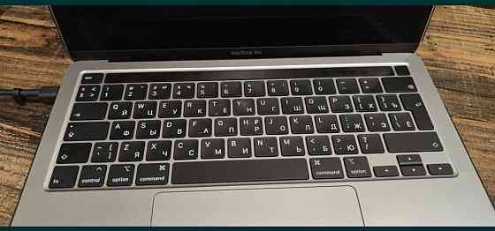 Ноутбук: MacBook Pro 13 (2020) 256Gb. 60 Цыклов ! Киев