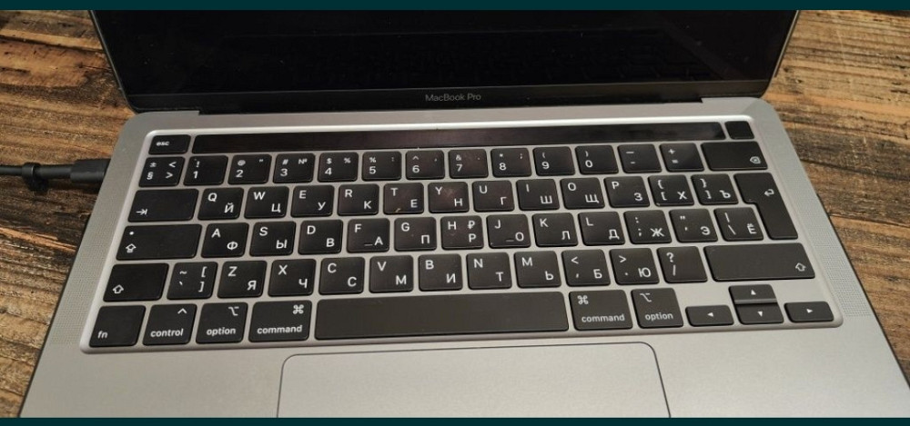 Ноутбук: MacBook Pro 13 (2020) 256Gb. 60 Цыклов ! Киев - изображение 2