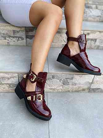 Жіночі черевики бордові з натуральної лакованої шкіри весна-осінь демісезонні з байковою підкла Коломия