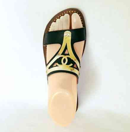 Женские Тапочки Шлёпанцы Сланцы Чёрные (размеры: 36,37,38) Днепр