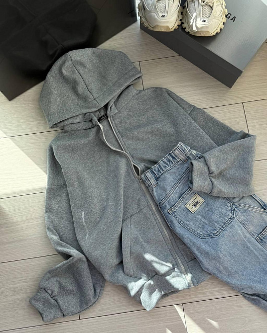 Жіноча тепла повсякденна худі з принтом трьохнитка на флісі Одеса - фото 3