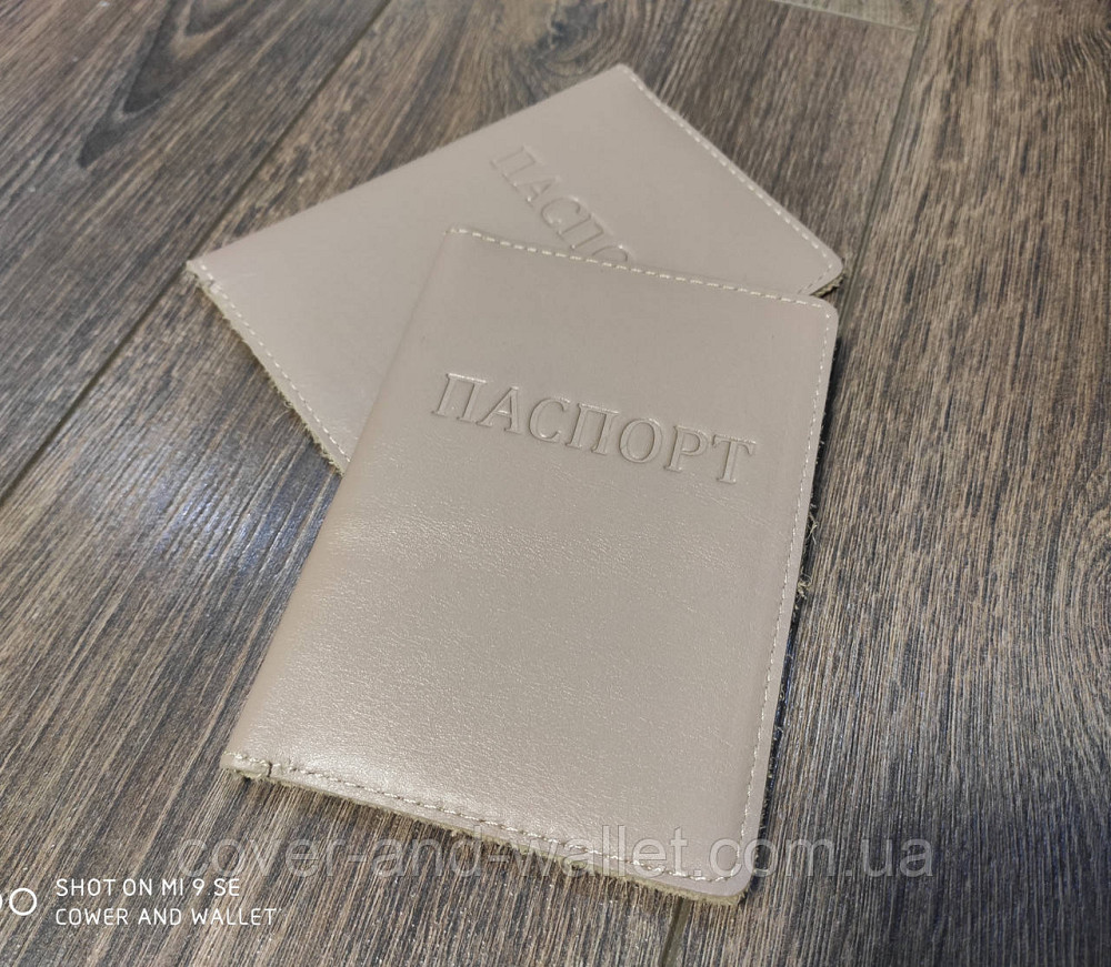 Шкіряна обкладинка на паспорт сірого кольору ST Leather Київ - фото 1