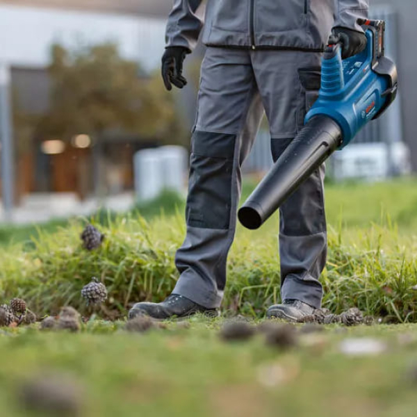 Професійна повітродувка акумуляторна Bosch GBL 18V-750 Professional (без акб і з/п) Київ - фото 2
