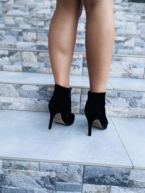 Nivelle Черевики жіночі демісезонні весна-осінь чорні, натуральна замша на підборах шпильці р. Коломыя - изображение 2