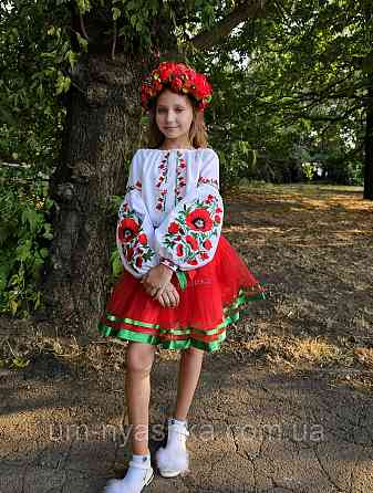 Вишиванка лляна з маками для дівчинки Кривий Ріг