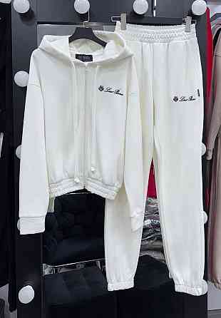 Жіночий стильний повсякденний костюм, двійка лакосту Молочний, 44 Одеса