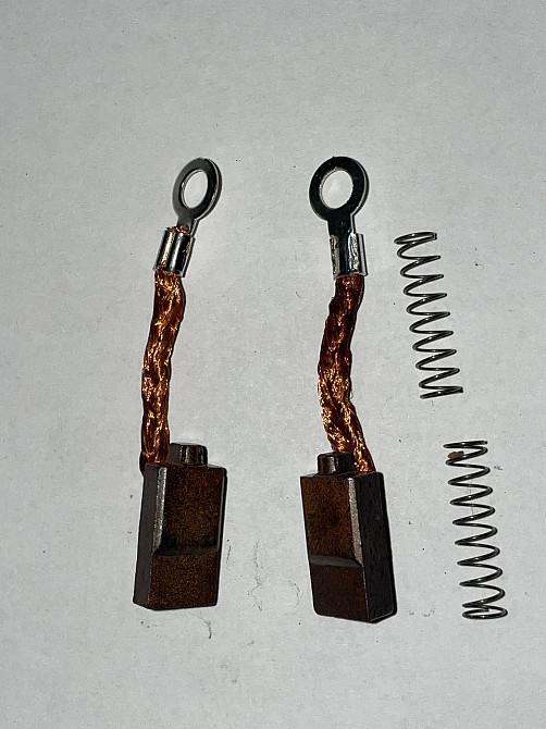 Щетки генератора мотороллер Муравей Мукачево - изображение 1