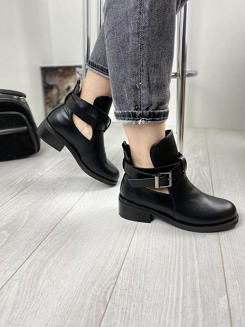 Жіночі черевики ANDNNON чорні еко-шкіра 39р. (1188) Коломия - фото 5