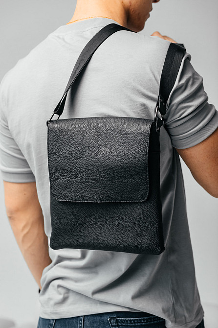 Чоловіча барсетка з клапаном, чорна сумка через плече з натуральної шкіри, класичний месендджерMasterSem Київ - фото 4