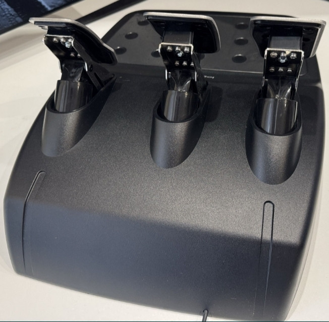 Ігровий Кермо Logitech g29 Київ - фото 1