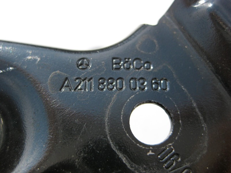Mercedes-Benz  A2118800360 Пружинний упор капота з петлею - фіксатором замку CLS C219 E-Class W211 Одеса - фото 4