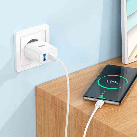 Зарядное устройство HOCO C105A с кабелем, 20W, белое Киев