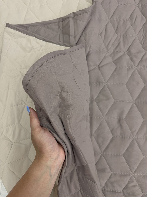 Покрывало двустороннее Decorator Microfiber куб 180х215 см серо-коричневый с бежевым (85-089) Киев - изображение 2