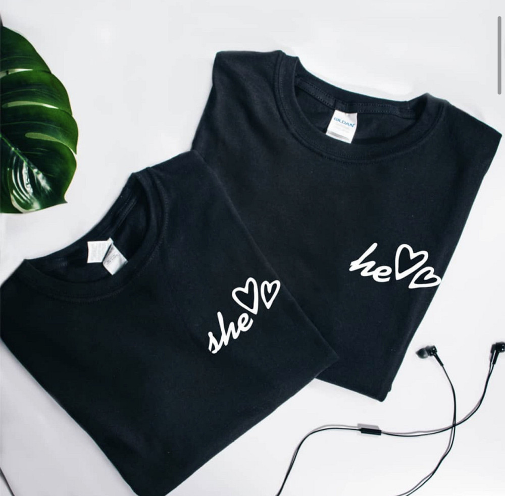 Парные футболки для парня и девушки c надписью She\He Черновцы - изображение 1