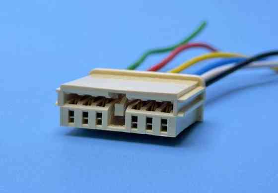 Разъем заднего фонаря ВАЗ 2105-2108 с проводом (пр-во Украина) Харьков