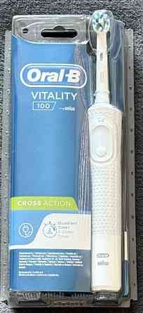 Электрическая зубная щетка Braun Oral-B Vitality 100 Cross Action White. Харьков
