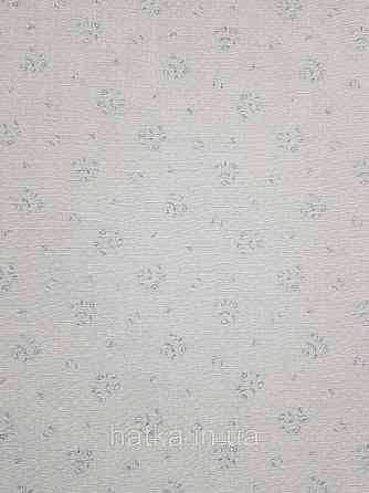 Шпалери вініл на флізеліні A.S.Creation Maison charme 0.53x10 прованс квіти троянди маленькі блакитні на біло сірому Київ