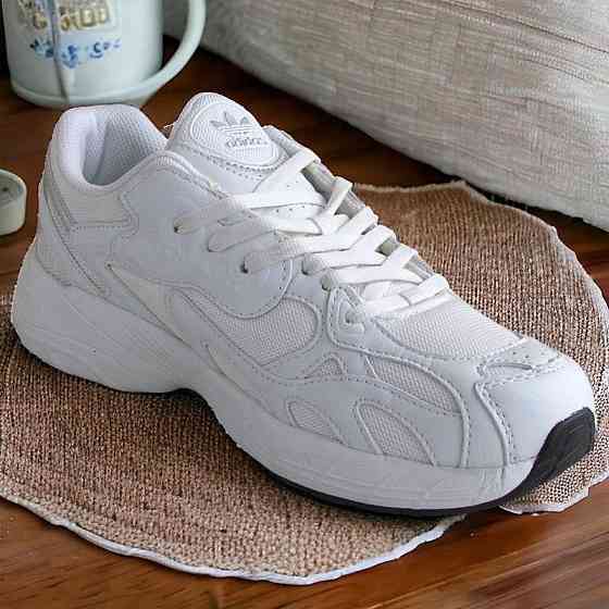 Кросівки Adidas Astir Чоловічі Білі Адідас Boost (розміри: 41,42,43,44,45) Дніпро